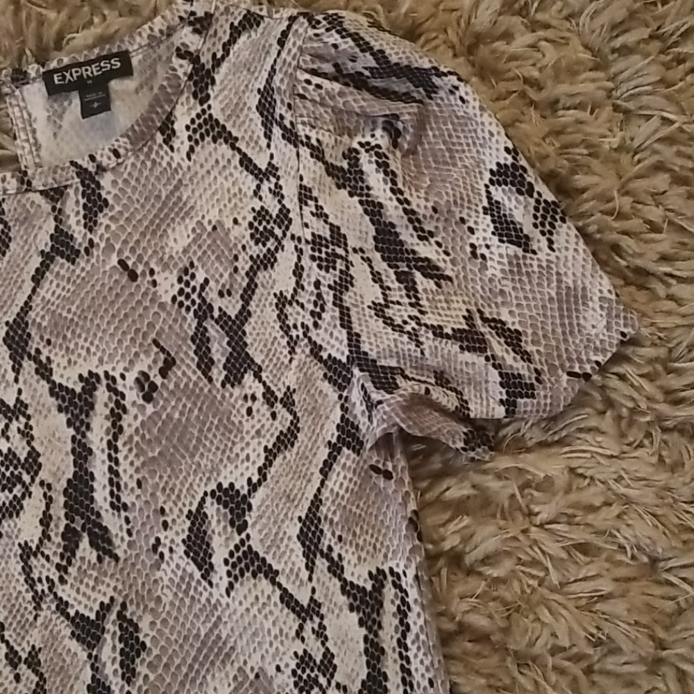 Top from Express - Picture 3 of 4